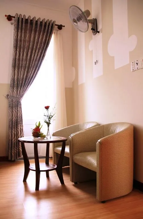 Amy Hotel نها ترانج