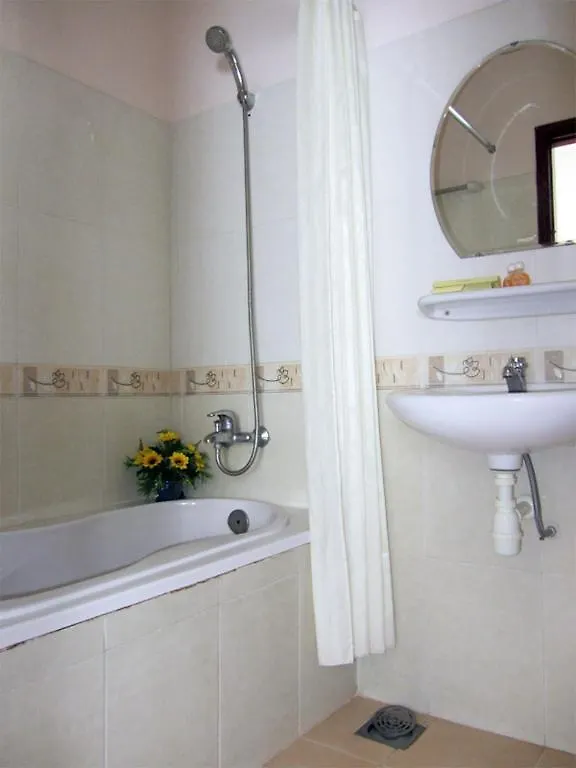 Amy Hotel Nha Trang Vietnam